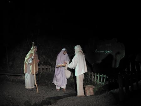 Utrinki iz druge uprizoritve predstave Božična noč, odigrane 5.1.2019 21